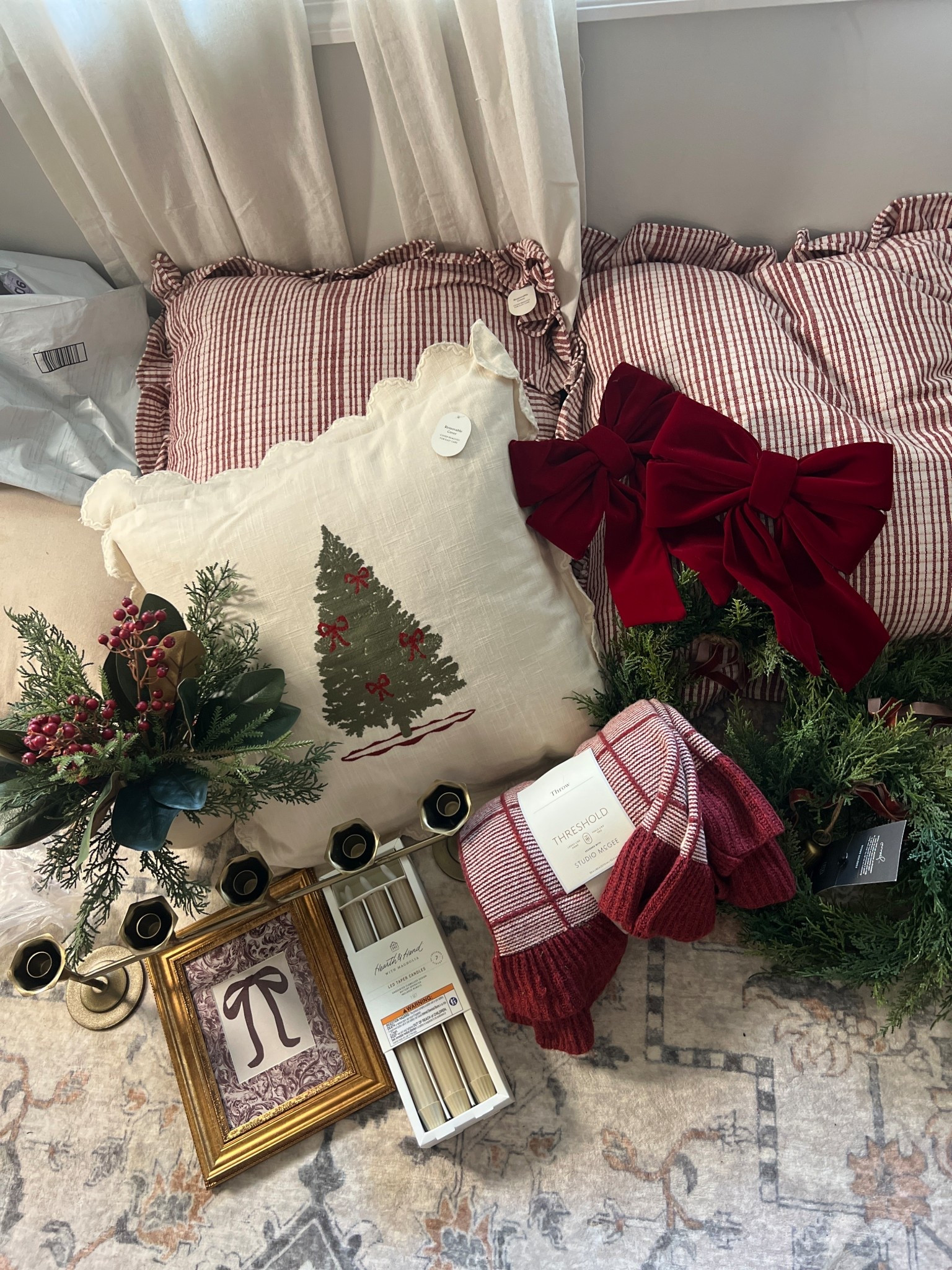 Target Christmas decor finds 

#LTKHome #LTKSeasonal #LTKHoliday