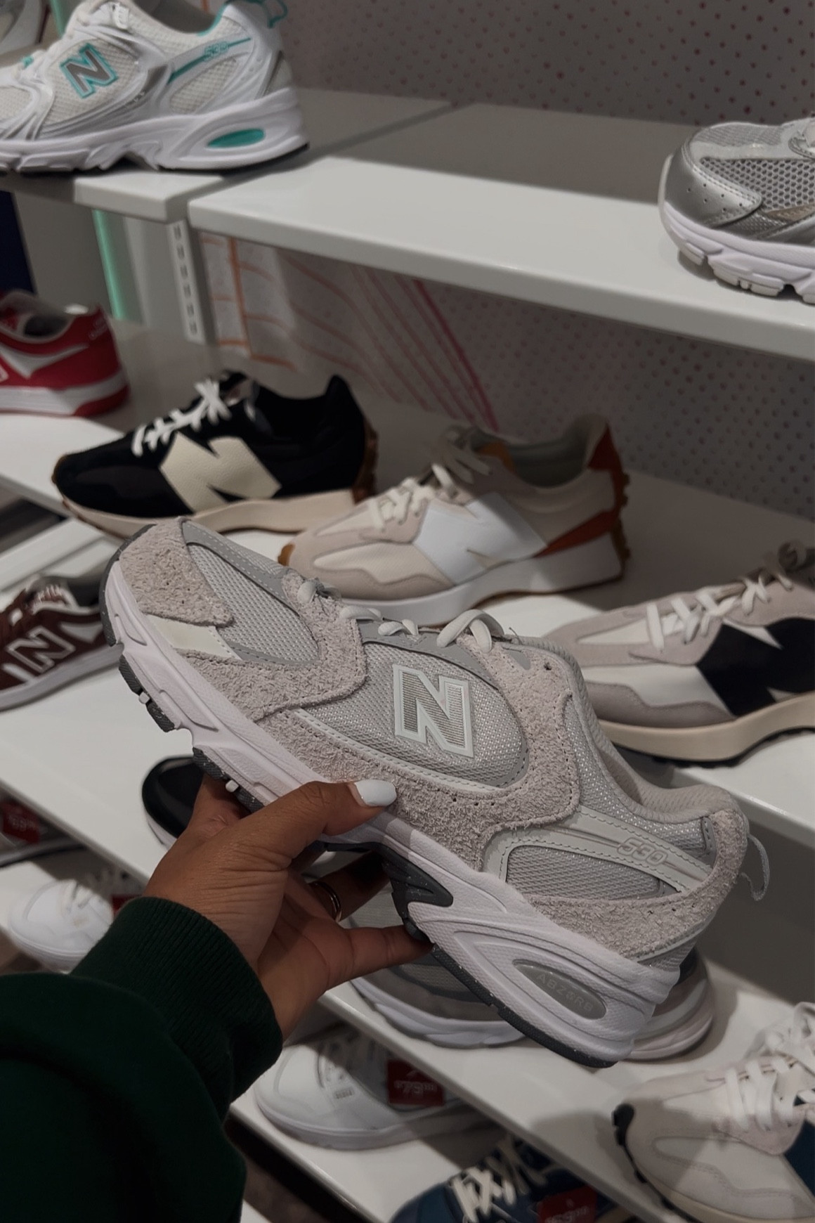 Christmas Kicks for Her 

New Balance 530

#LTKShoeCrush #LTKHoliday #LTKGiftGuide