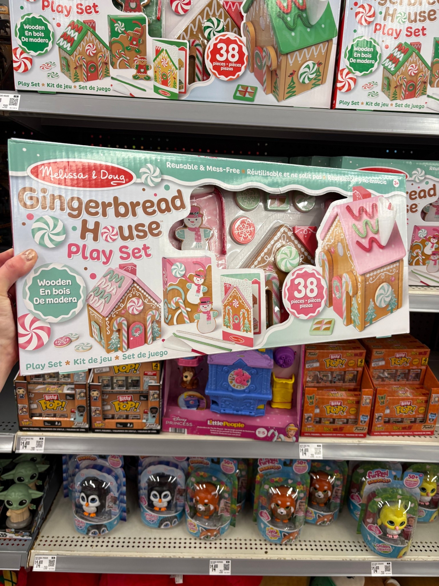 Came across this adorable wooden gingerbread house gift set. Under $20 and comes in both a boy and girl color option. 



#LTKSaleAlert #LTKGiftGuide #LTKHoliday