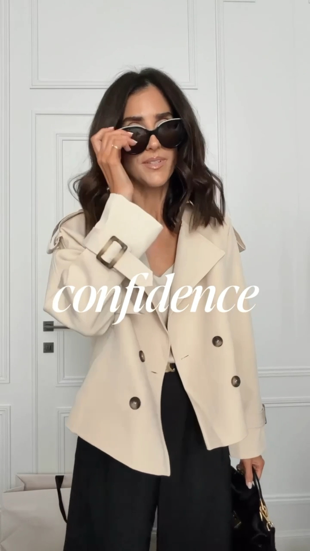 I absolutely love this cropped trench coat! It's so good, budget friendly and chic. Styled it with my satin tank top (XS) and Zara
trousers(XS)
StylinByAylin, Aylin #zara 

#LTKOver40 #LTKootd #LTKBeauty