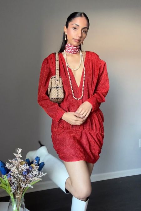 Holiday outfit, holiday dress, red dress, christmas dress, sparkly dress, shiny dress 

#LTKHoliday #LTKstyletip #LTKSeasonal
