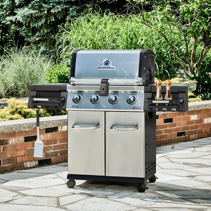 Broil King Regal S420 Pro Grill | Williams-Sonoma