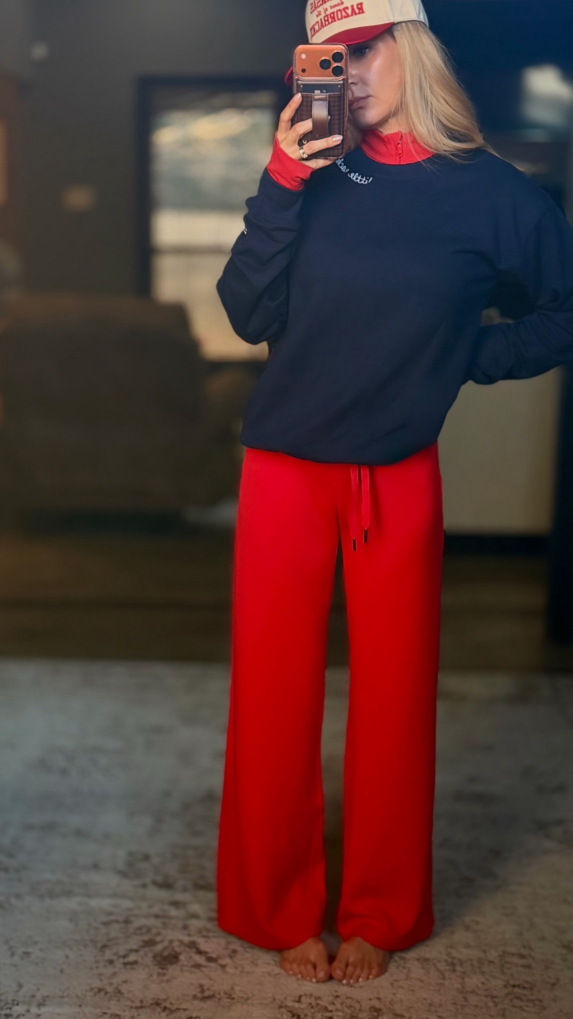 @Spanx pants are 20% off today. Love these in rotation for my baseball mom uniform 

Pants: size XS/ Regular

#LTKActive #LTKootd #LTKmomlife