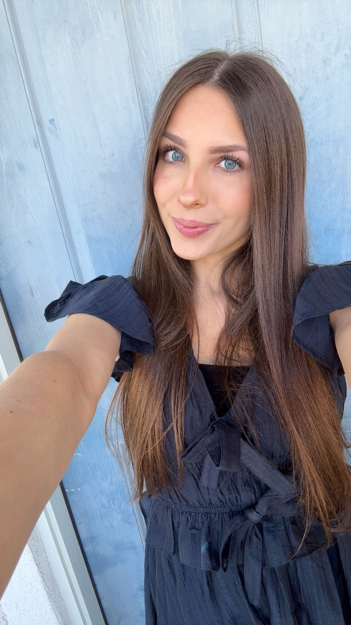 makeup look and outfit💙 #ltkfind #ootd #dress #mididress #makeup #makeuplook #outfit #foundation #bronzer #girl #girloutfit #church #mididresses #weddingguest #wedding 

#LTKSaleAlert #LTKBeauty #LTKWedding