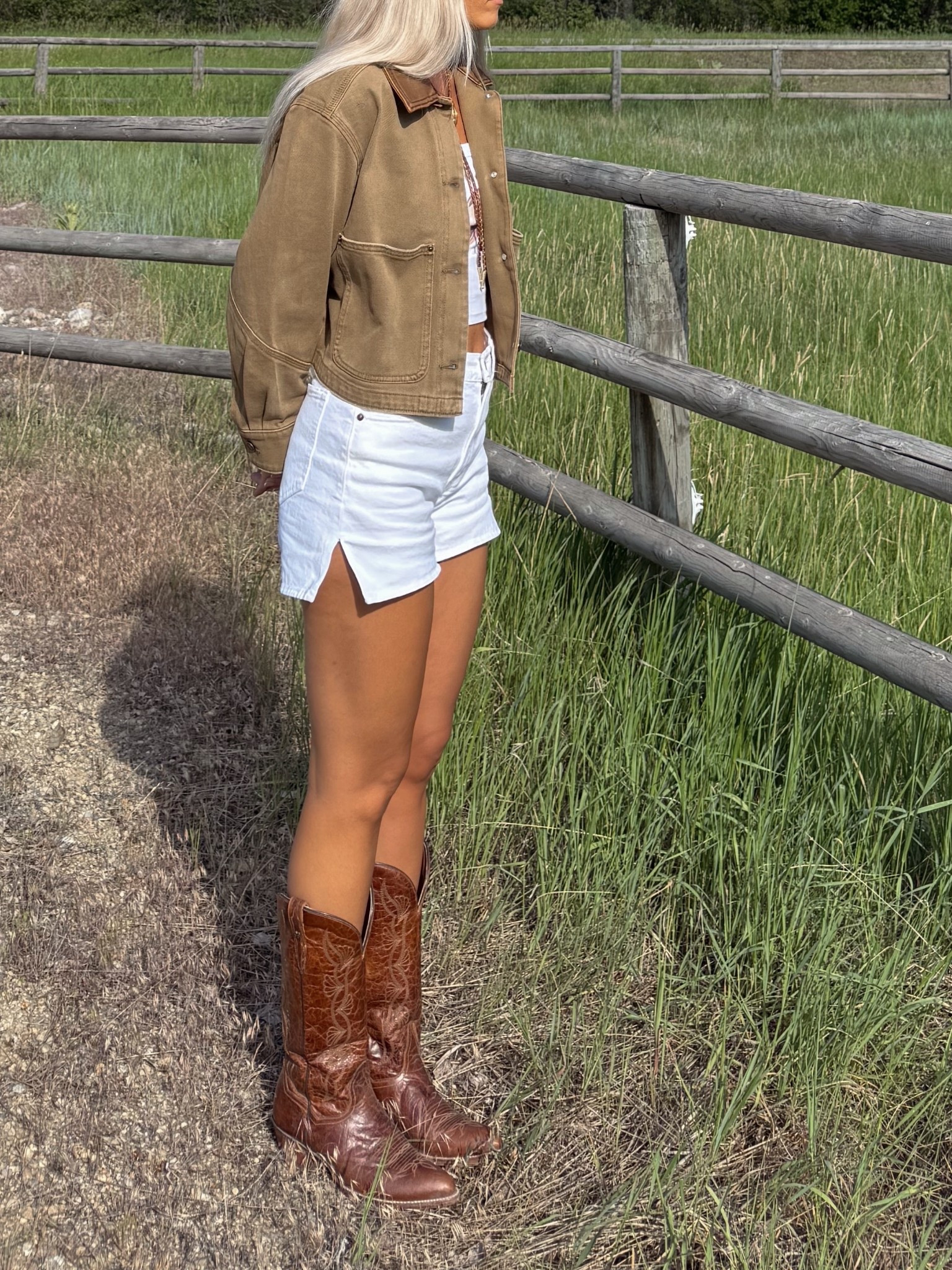 size small in jacket and size small in tank top - code KIRA15 for boots :) size 26 in shorts 

montana outfit inspo 

#LTKStyleTip #LTKSeasonal #LTKFindsUnder50