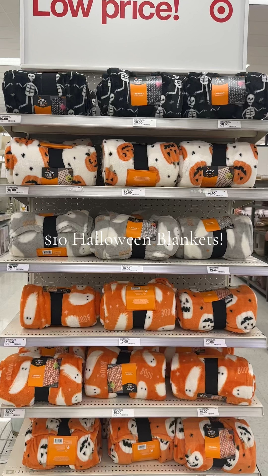 $10 Halloween Throw Blankets at Target #Targetfinds #halloweenn

#LTKVideo #LTKHome #LTKSeasonal