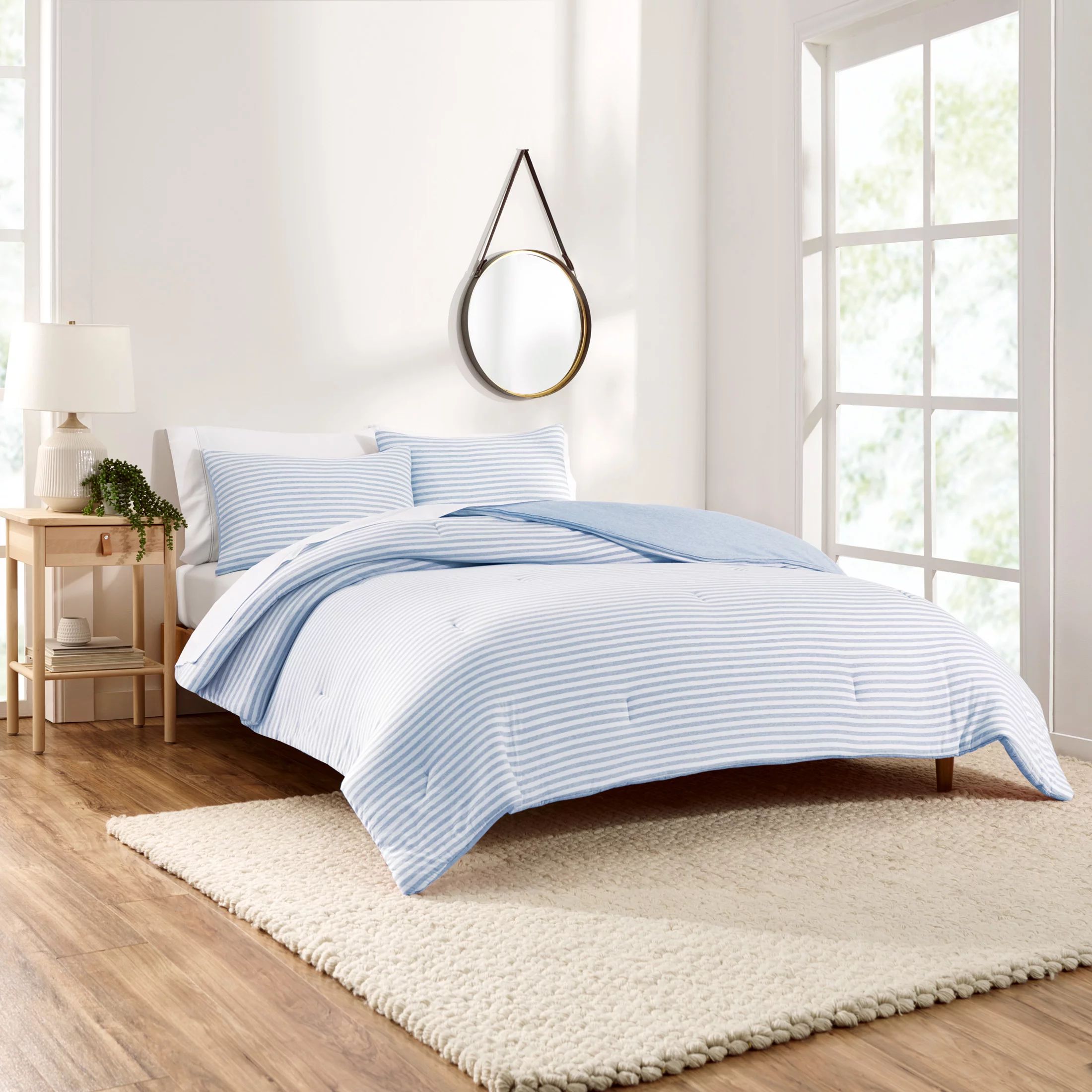 Gap Home T-Shirt Soft Jersey Reversible Organic Cotton Blend Comforter Set, Full/Queen, Blue, 3-P... | Walmart (US)