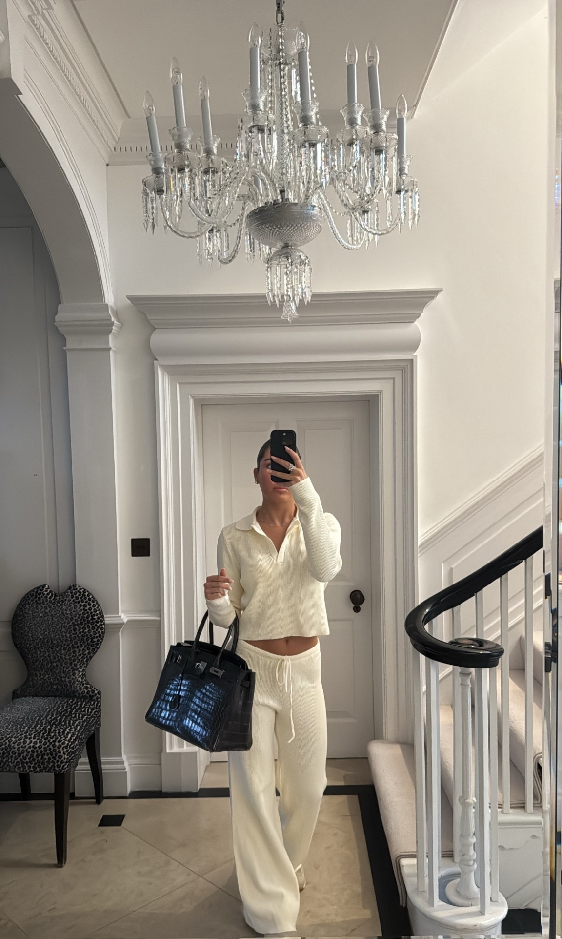 Cream rubbed lounge set, matching set, casual outfit, airport outfit, tracksuit 

#LTKwinter #LTKuk #LTKstyletip