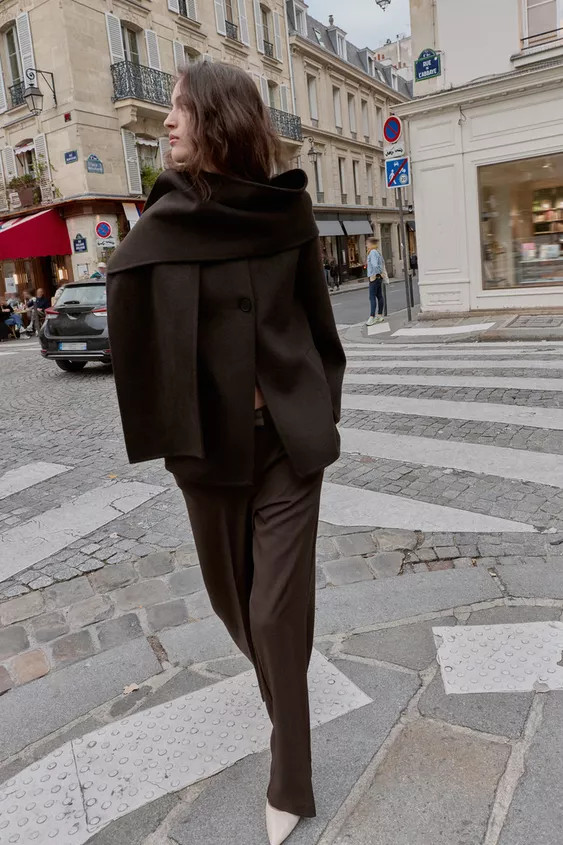 SHORT WOOL COAT WITH SCARF | Zara UK