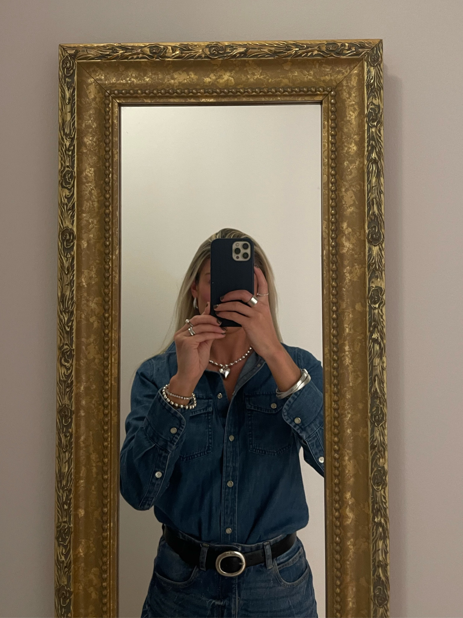 Denim on denim 🖤

#LTKFindsUnder100 #LTKStyleTip #LTKSeasonal