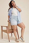 Plus Size m jeans by maurices™ Curvy Sculptress High Rise A Line 5in Short | Maurices