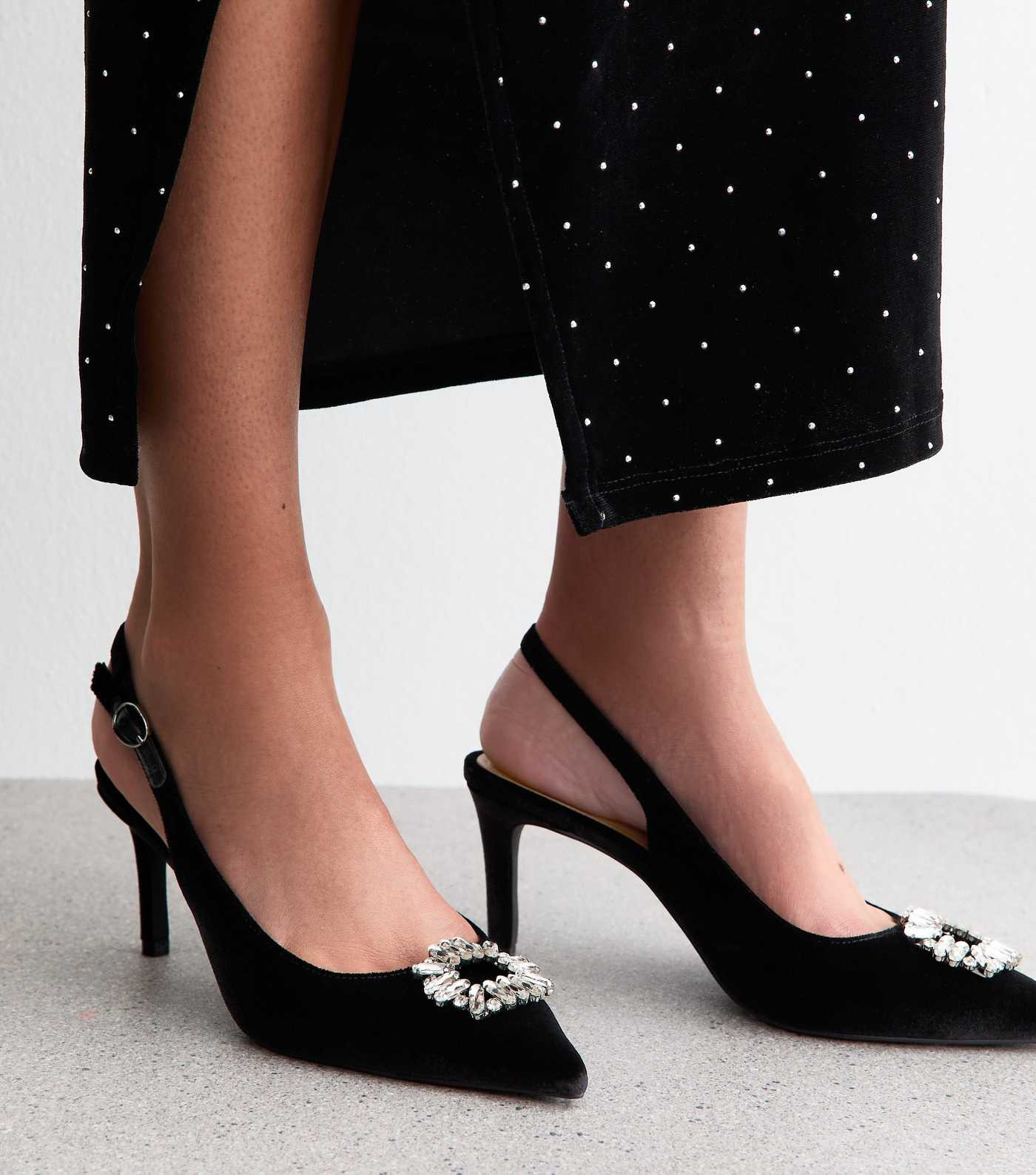 Black Velvet Slingback Diamante Court Shoes | New Look | New Look (UK)