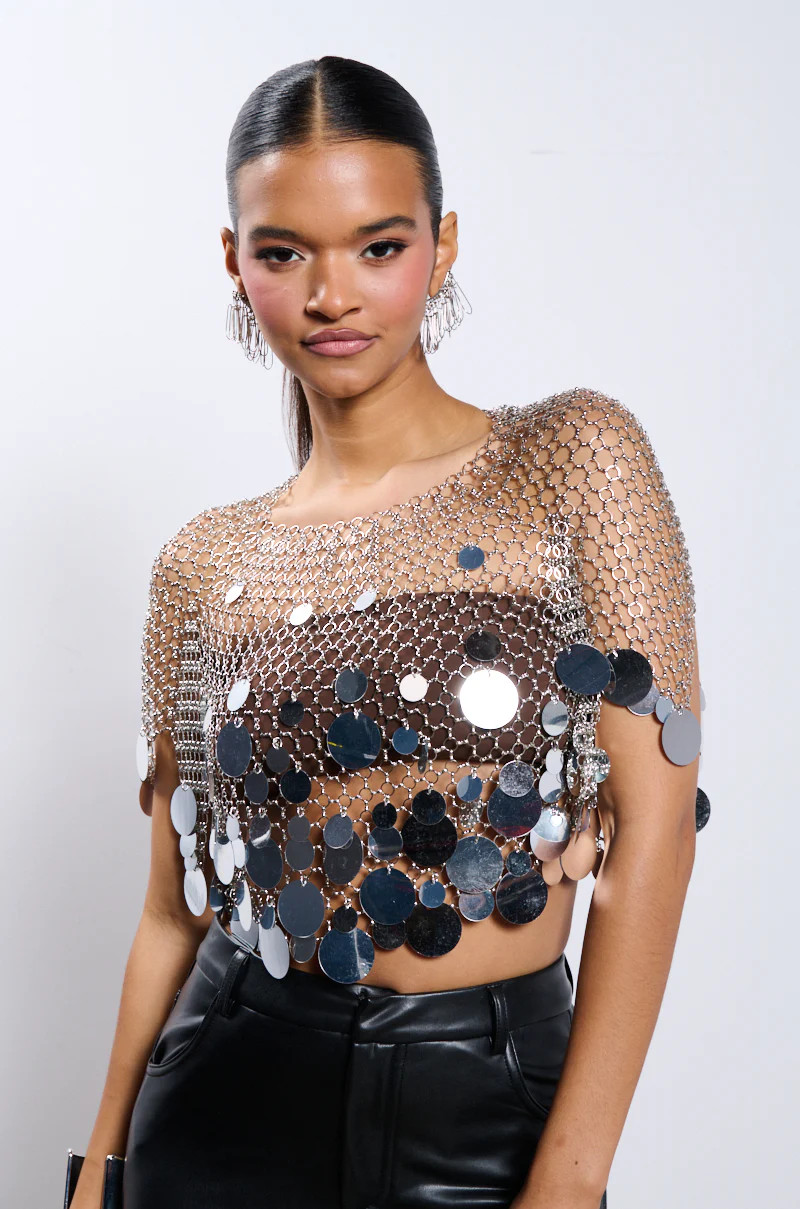 METALLIC SEQUIN CHAIN METAL TOP | AKIRA