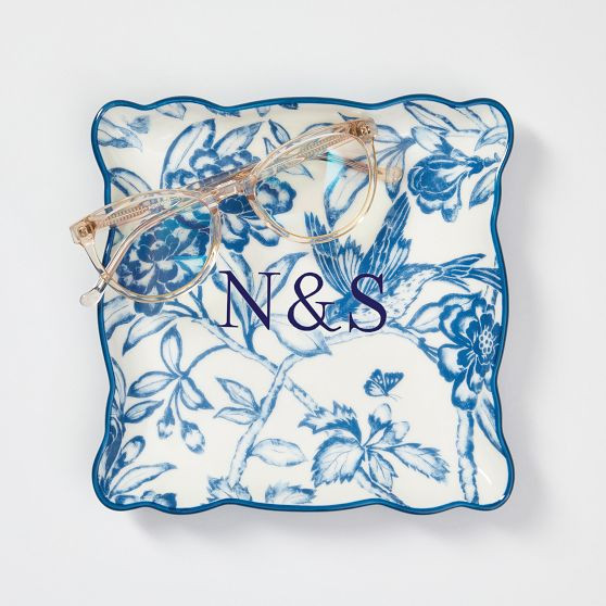 Sanderson Scalloped Ceramic Catchall | Mark and Graham