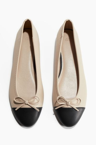 Ballet pumps - Low heel - Beige/Black - Ladies | H&M GB | H&M (UK, MY, IN, SG, PH, TW, HK)