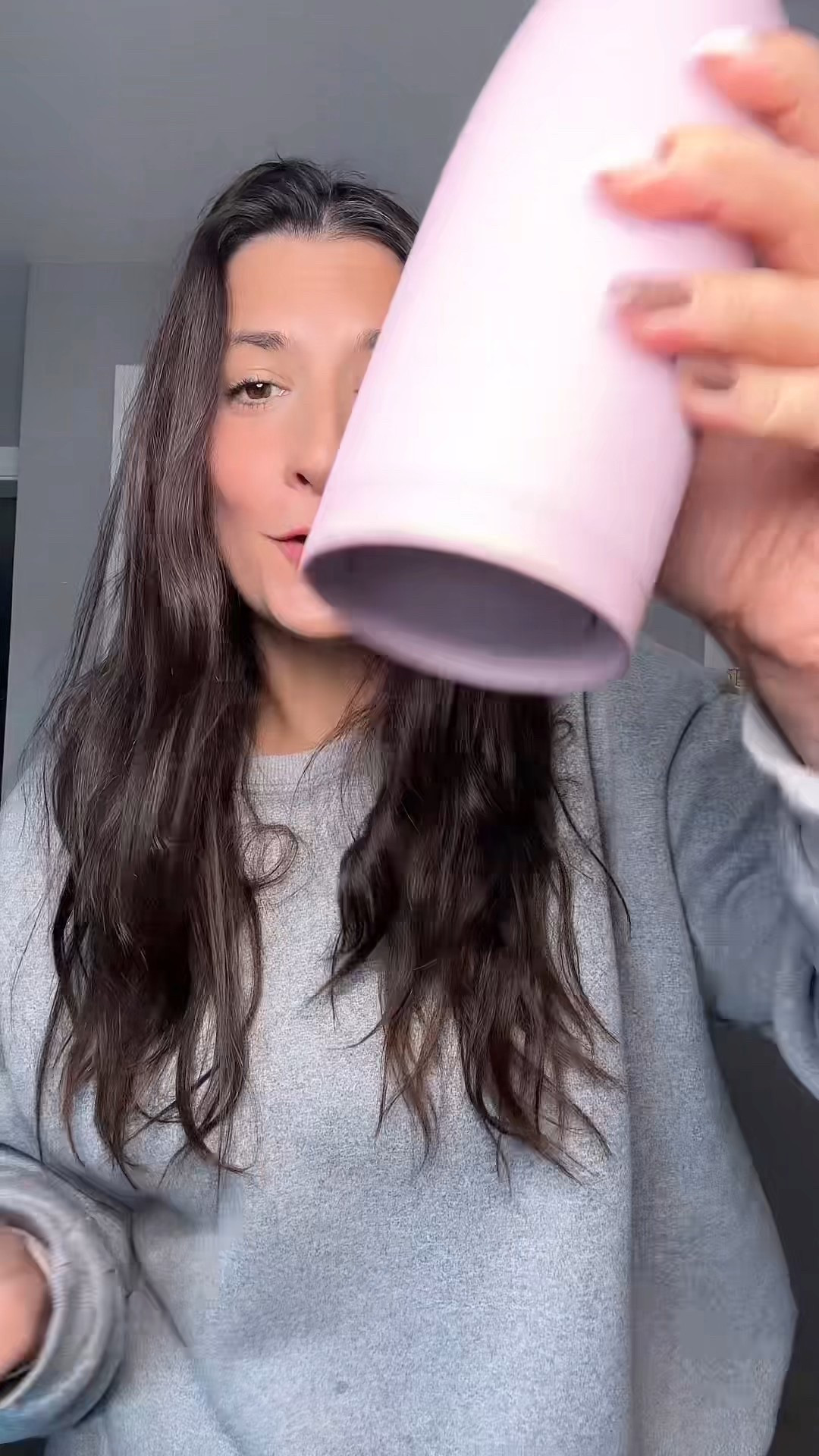 Ceramic-lined interior
	•	Double-wall vacuum insulation
	•	Hot and cold beverages
	•	Leak-proof design
	•	360-degree sip lid
	•	Push-button lid
	•	Cupholder-friendly tumbler
	•	Silicone grip base
	•	Durable construction
	•	18/8 stainless steel
	•	Travel-friendly mug
	•	Reusable coffee cup
	•	Flavor-preserving design
	•	Easy to clean
	•	Eco-friendly tumbler


#LTKHome #LTKU #LTKGiftGuide