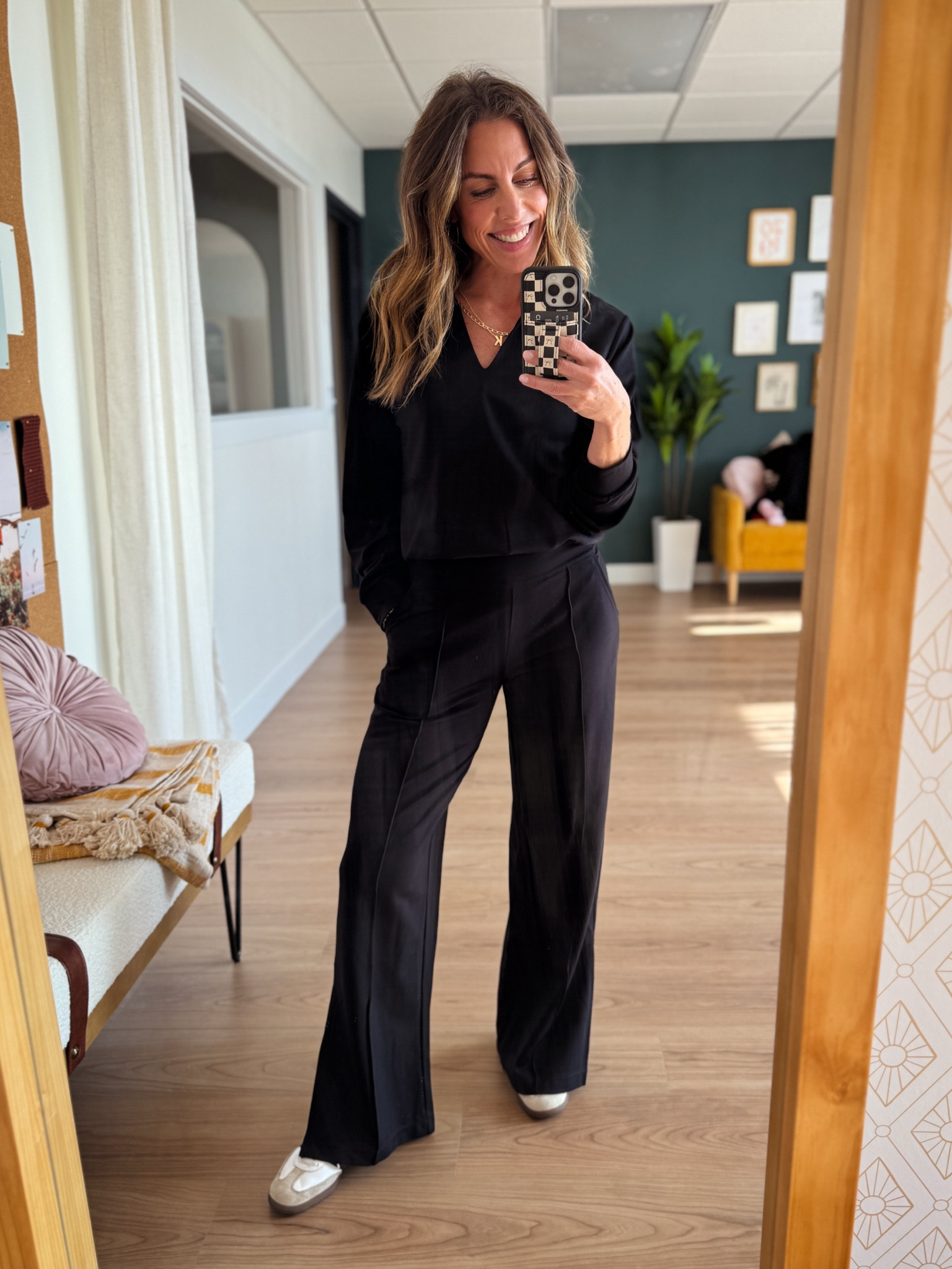 Xs in top and bottom

#LTKGiftGuide #LTKOver40 #LTKCyberWeek