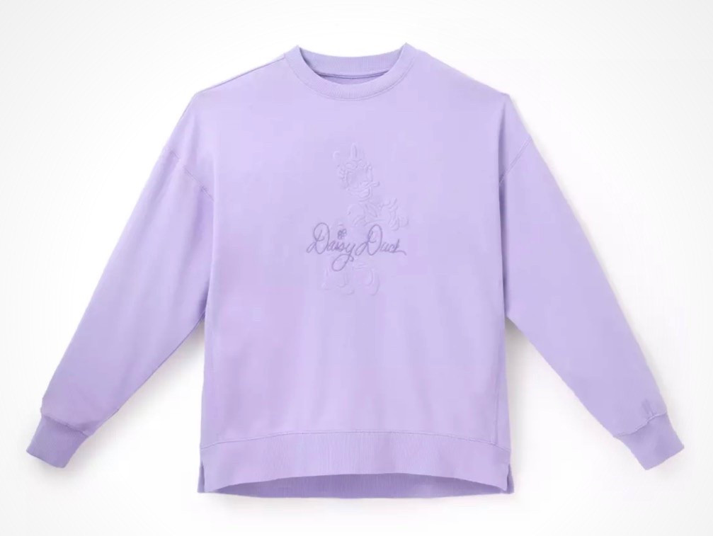 Love that these characters are getting more love with the merch 💜🐿️ Daisy and Chip n Dale long sleeves arrived 🙌

#LTKSeasonal #LTKootd
