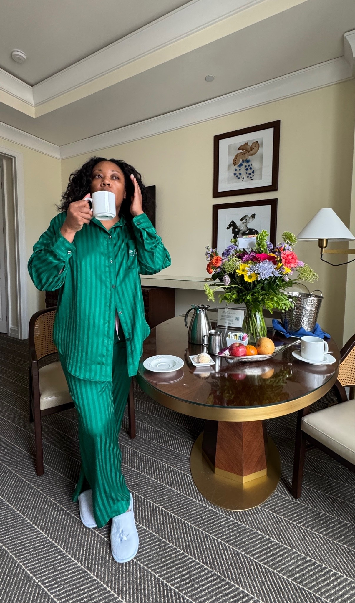 Summer lounging is on the way!  Which means we need luxe loungewear…. Now let me go lay back down lol.

#LTKdayinmylife #LTKMidsize #LTKmorningroutine