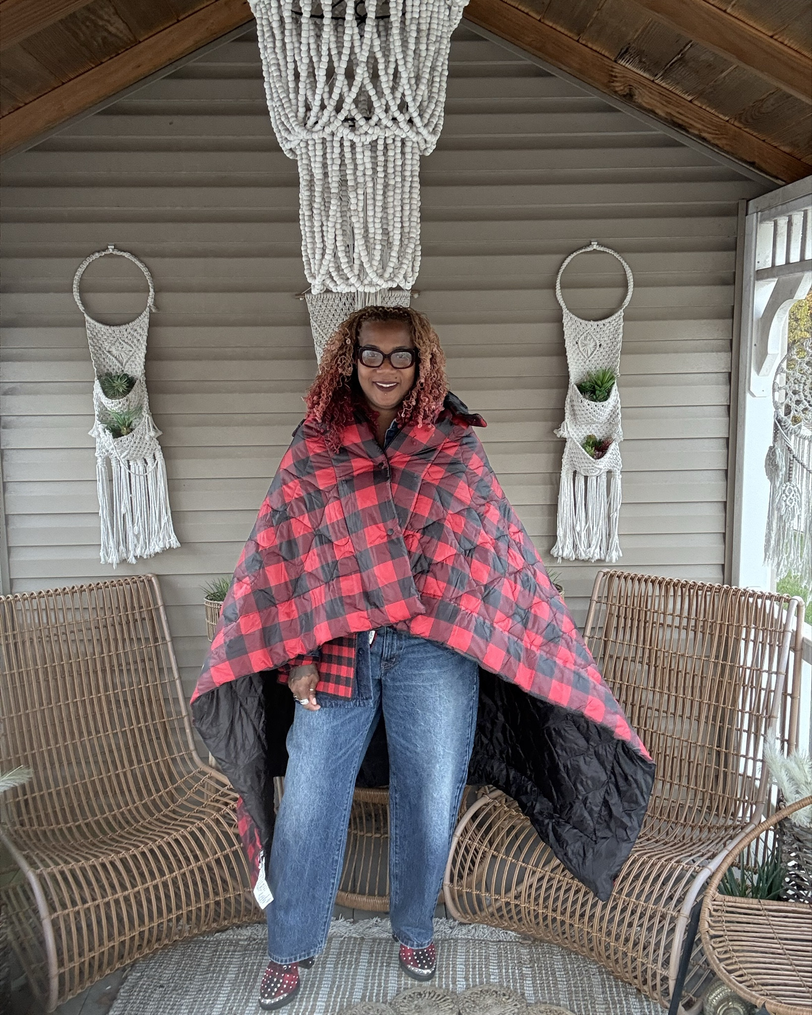 KBB Barrel Jeans meet Woolrich! I refuse to be cold at my son’s football game tonight! 😂 I might look like Little Red Riding Hood, but at least I’ll be warm! ❤️🏈


#LTKStyleTip #LTKSaleAlert #LTKSeasonal