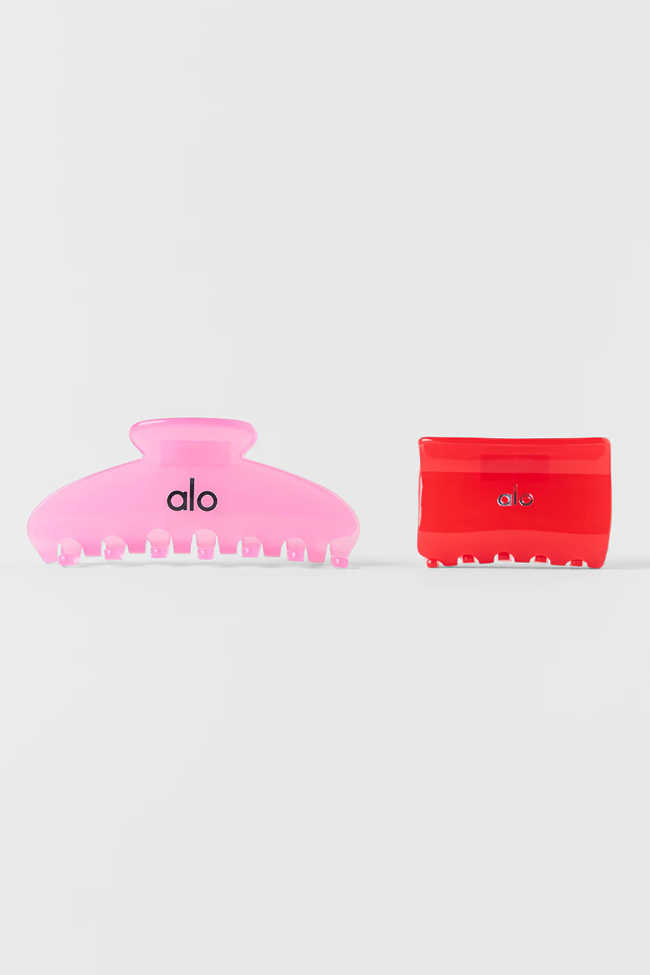 ALO | Effortless Claw Clip (2-Pack) in Candy Heart Pink/Bright Red | Alo Yoga