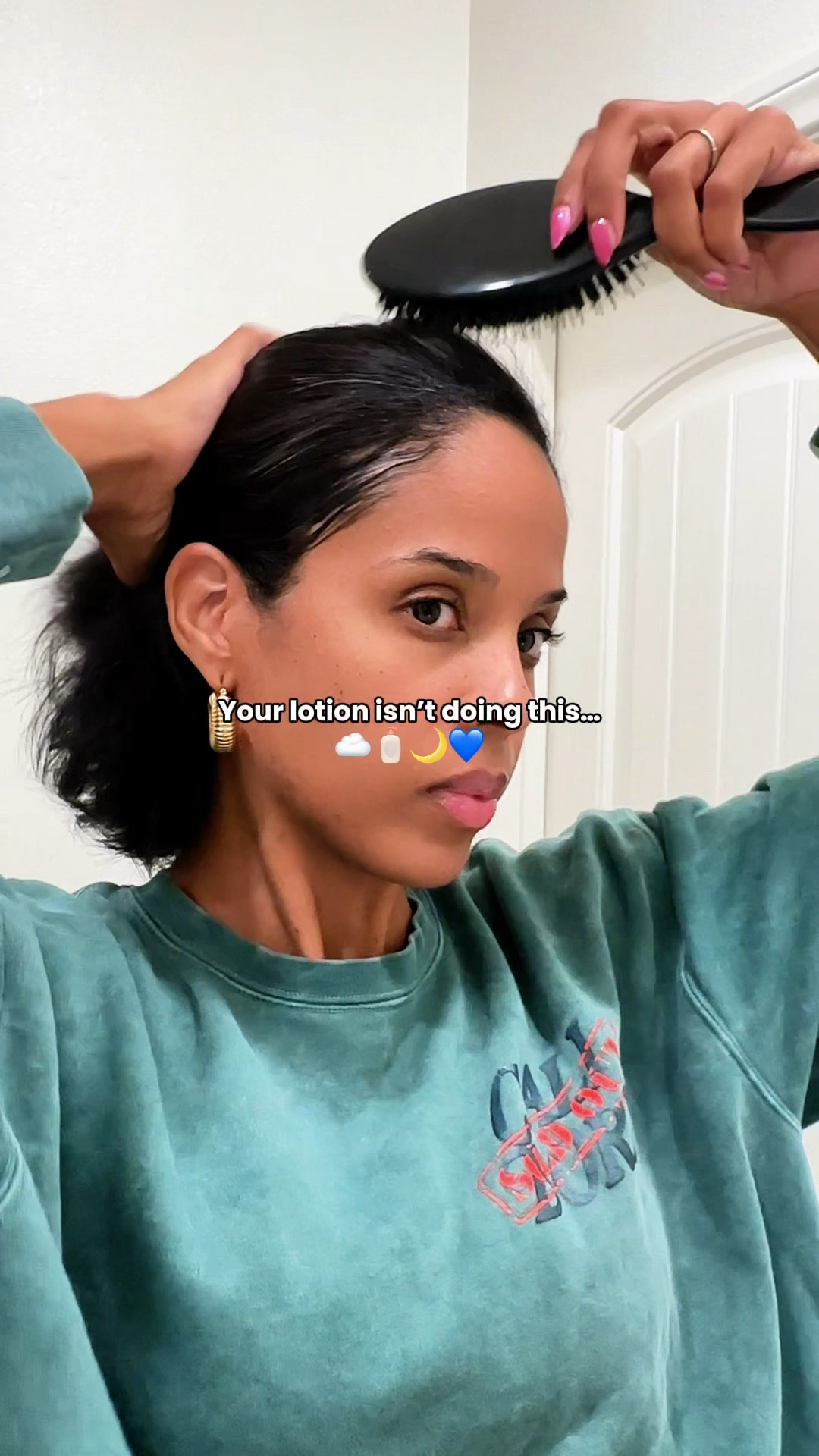 Eight hours of sleep is cute… but pairing it with a body balm that actually works while you rest? ✨ That’s the magic.
(20% off ⬇️⬇️🎉)

Nakery’s Relax + Repair Body Balm is packed with magnesium, melatonin, chamomile, and valerian root to help you unwind—while retinol smooths and firms overnight. Perfect if you’re dealing with restless nights, sagging skin, or hormonal changes.

💙 Shop @nakerybeauty on LTK shop! Use 20% off code TATIANA20

#NakeryBeauty #SkinRecovery #BeautySleepRedefined #Magnesium #NakeryAtUlta (COMING SOON… dropping hints 😉)

#LTKFindsUnder100 #LTKFindsUnder50 #LTKBeauty