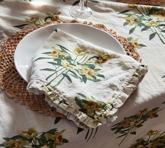 Narcissus Linen Ruffle Napkins | GreenRow