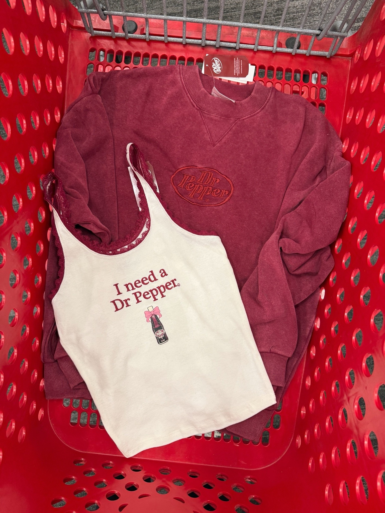 Dr Pepper sweatshirt

#LTKmomlife #LTKSeasonal #LTKgrwm