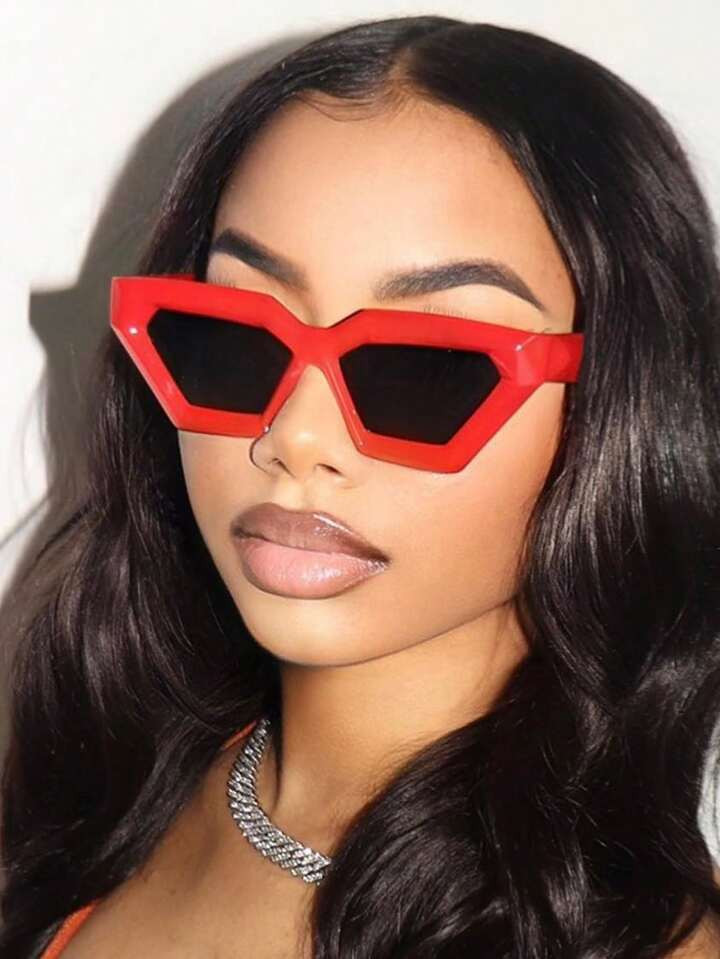 1pc Chunky Rhinestone Shaped Asymmetrical Y2k Fashion Glasses Cute Shades Beach Accessories Hallo... | SHEIN
