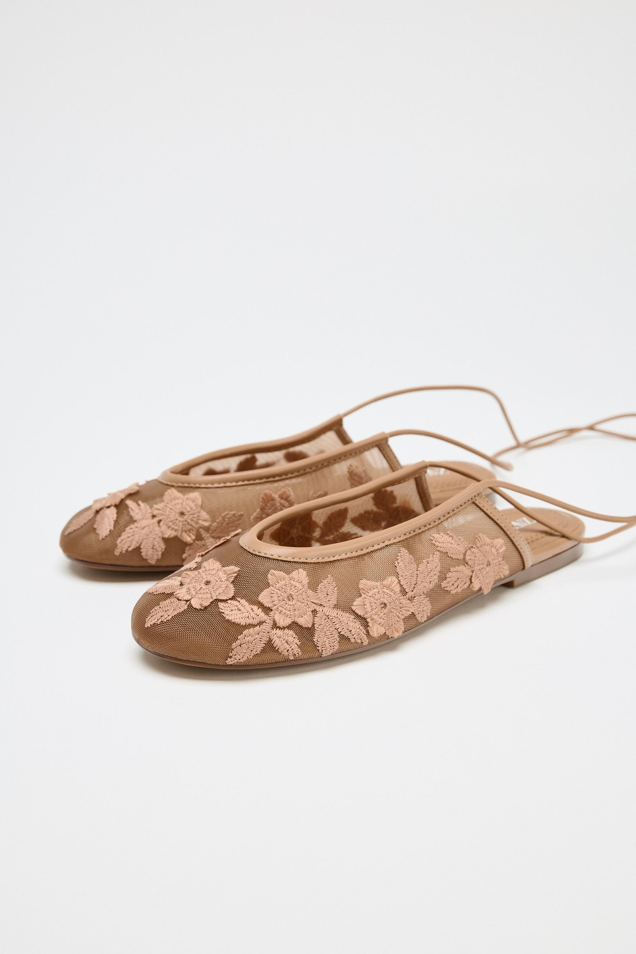 LACED MESH EMBROIDERED BALLET FLATS | Zara US