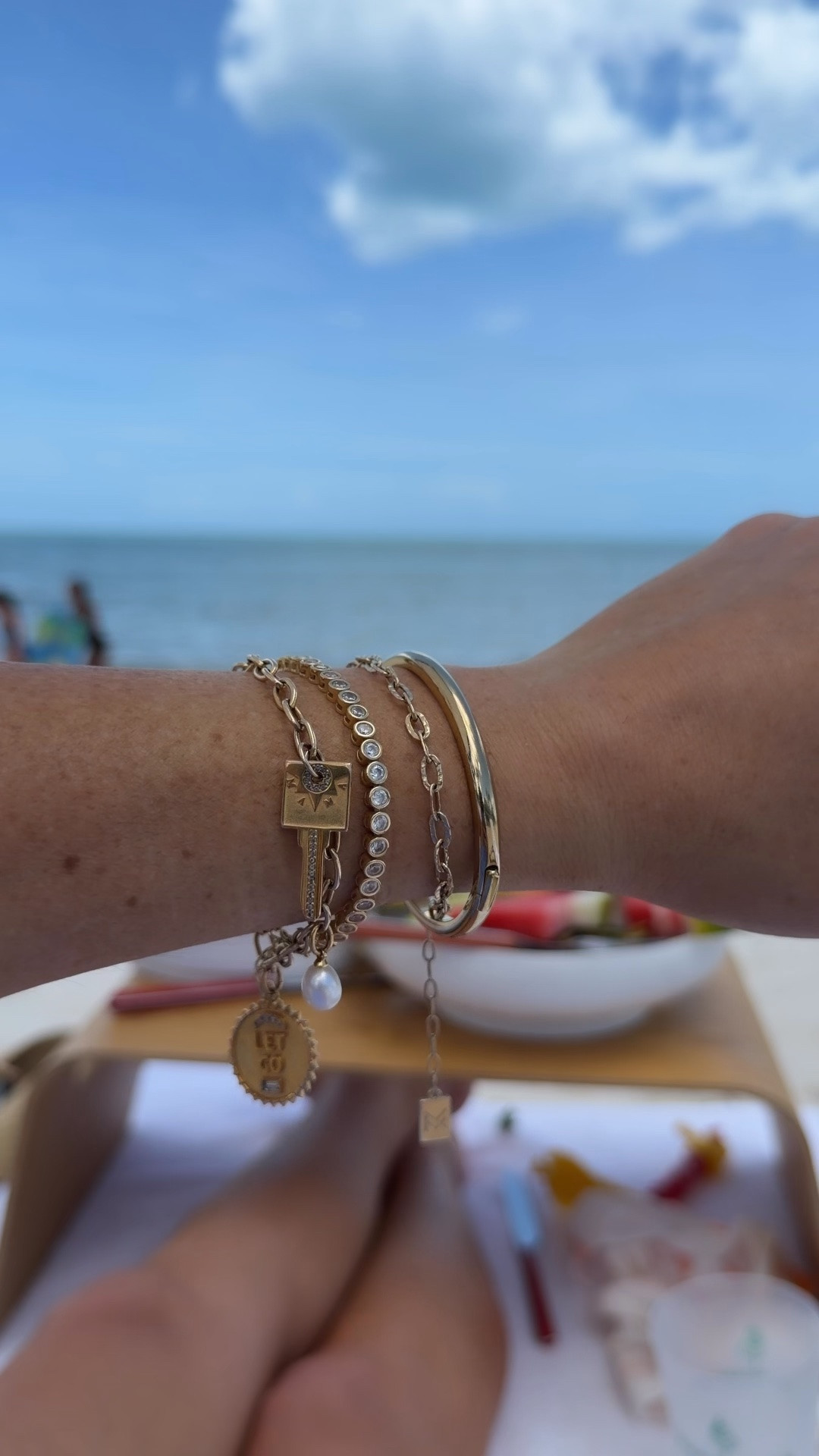 My arm candy 🍭


Jewlery bracelets

#LTKSwim