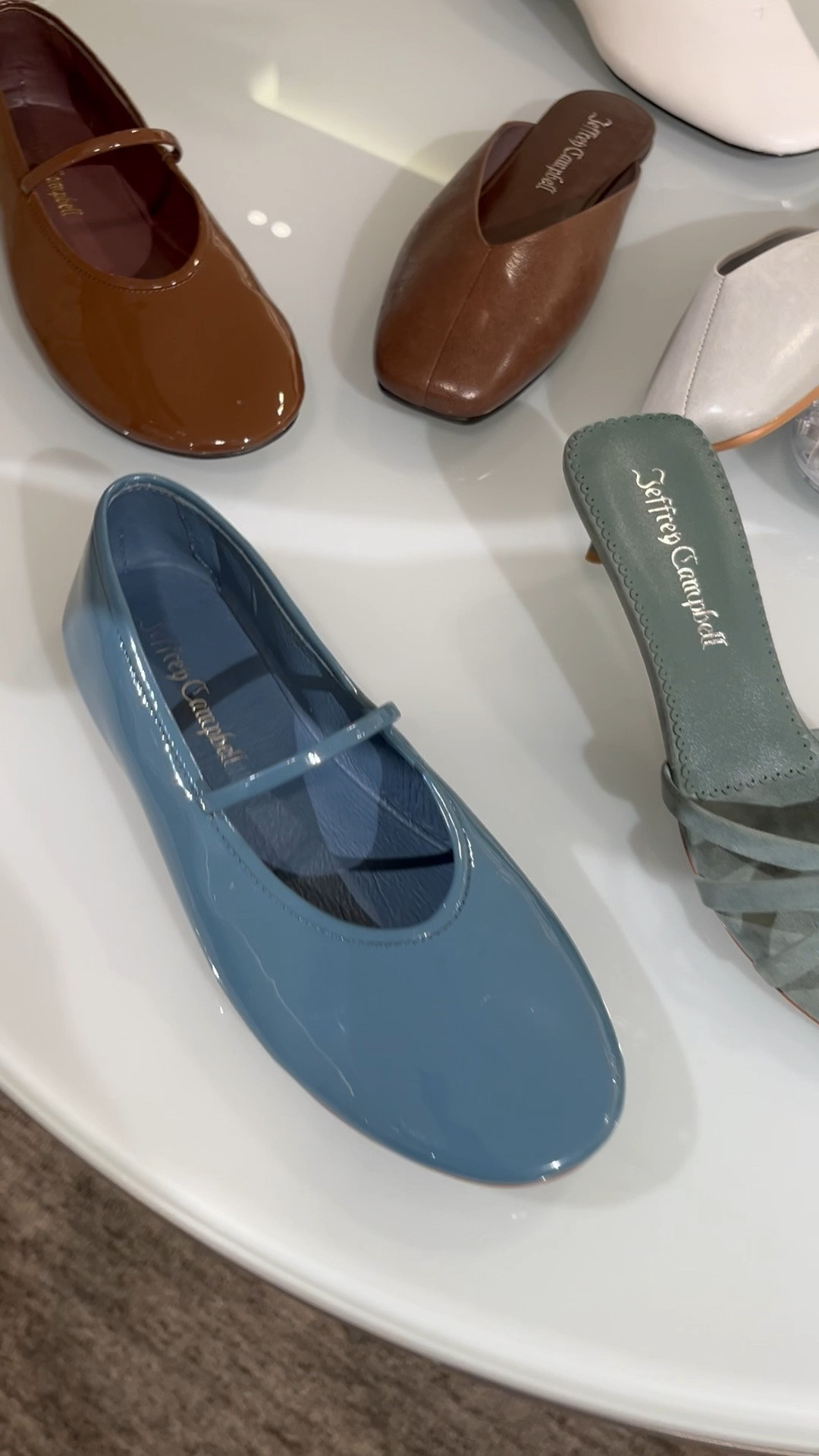 Jeffrey Campbell shoe roundup

Ballet flats
Mules
Leather slide
Suede

#LTKvlog #LTKSeasonal #LTKOver40