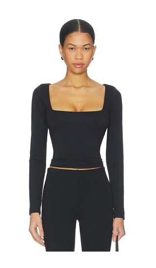 SKIMS Smooth Layers Square Neck Long Sleeve in Black. - size M | Revolve Clothing (Global)