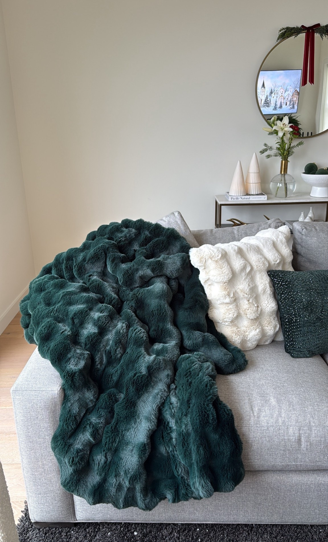 Favorite blanket under $100 💫

#LTKFindsUnder100 #LTKHoliday #LTKSaleAlert