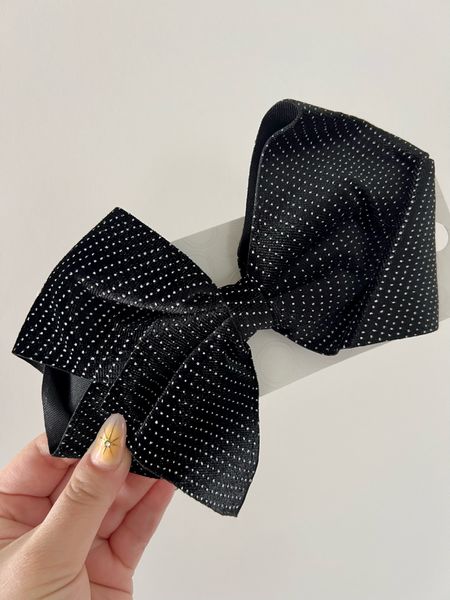 Cute girls black bow! Perfect for spooky outfits. 

#LTKfamily #LTKSeasonal #LTKkids