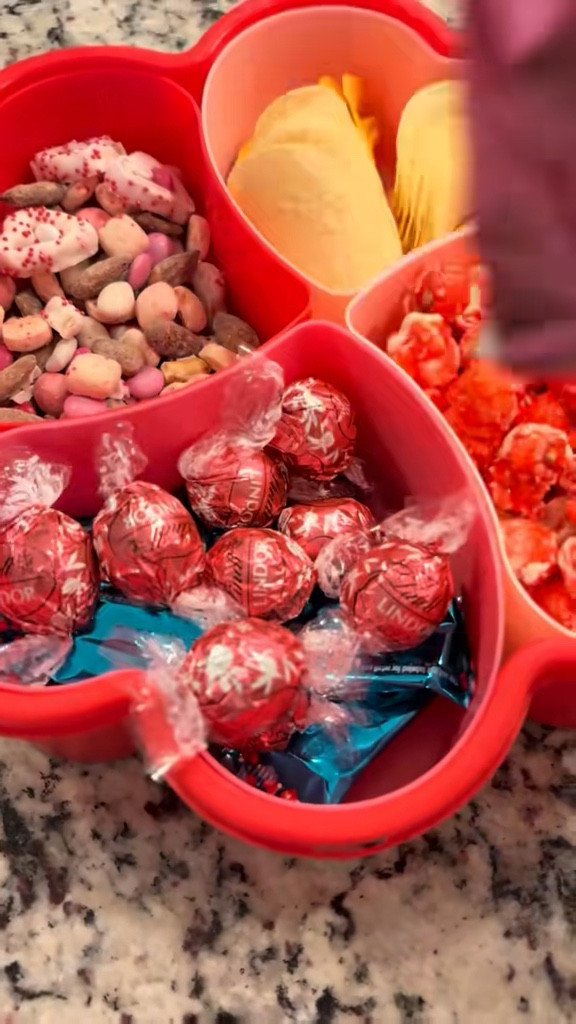 sweet + salty snack box refill 🍬💕#target #snacks #snackbox #candy #valentines

#LTKGiftGuide #LTKSeasonal #LTKFindsUnder50