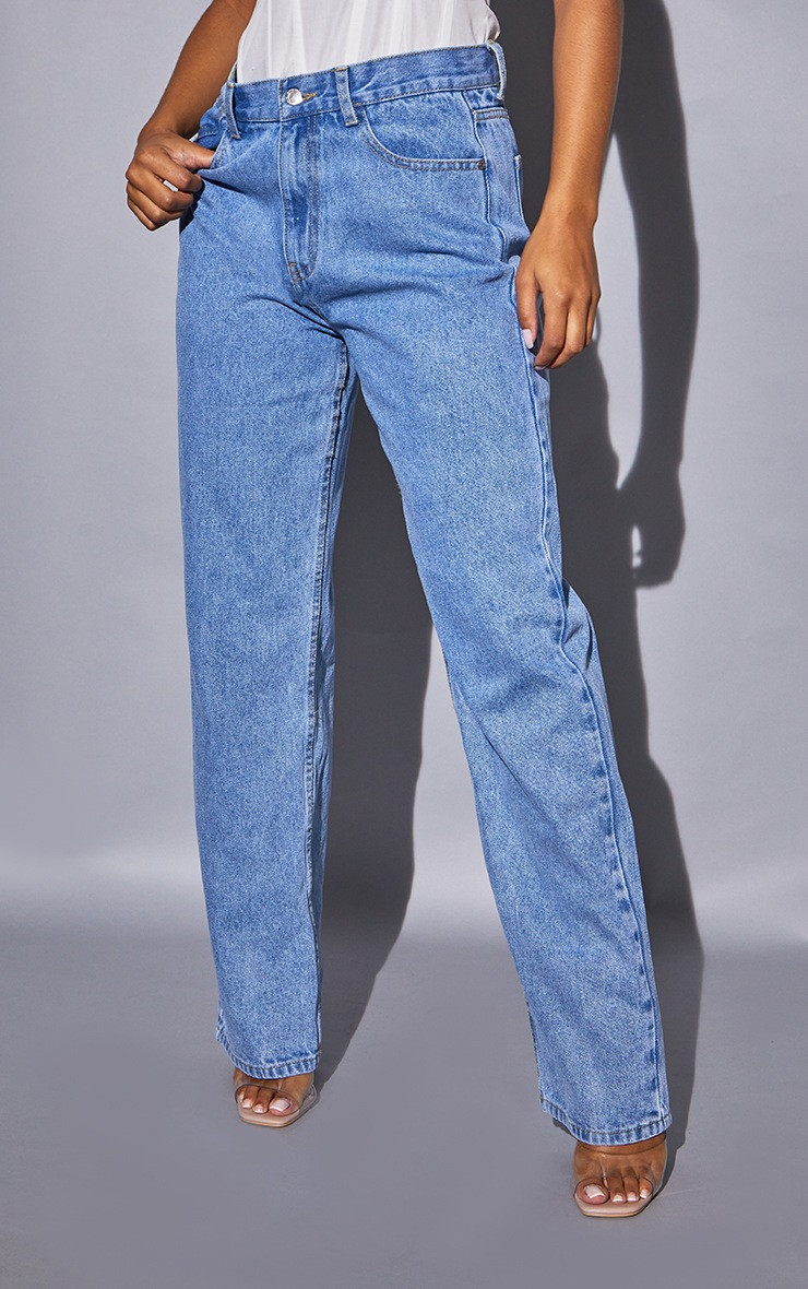 Light Blue Wash Basic Low Rise Baggy Boyfriend Jeans | PrettyLittleThing US