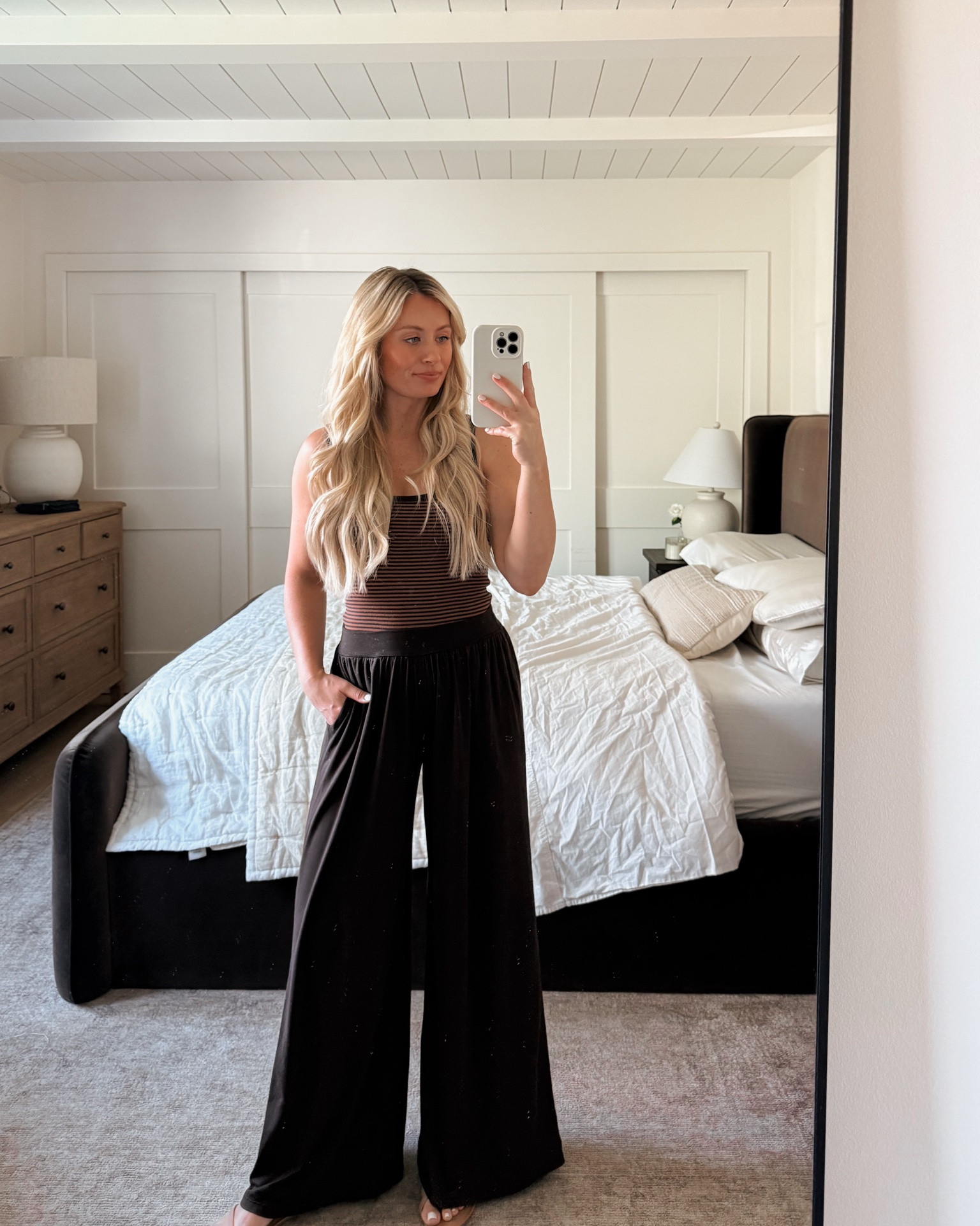 The comfiest pants!! 
Tank: small
Bottoms: XS

#LTKmomlife #LTKgrwm #LTKootd