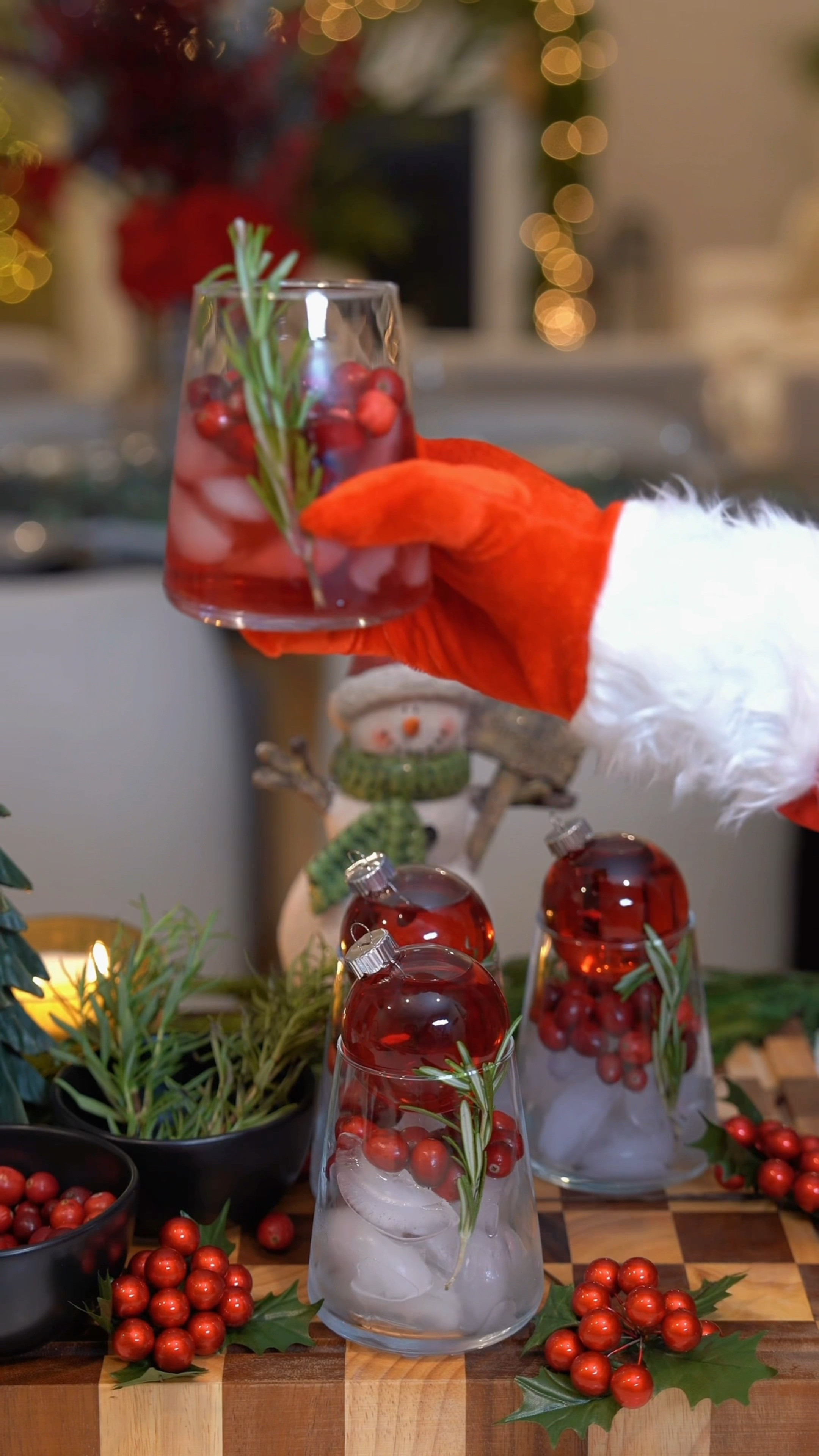 Christmas Ornament Drink 🎄🍹

#LTKSeasonal #LTKHoliday #LTKFindsUnder50