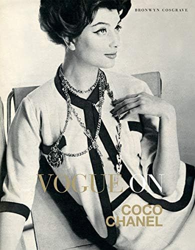 Vogue on Coco Chanel: Cosgrave, Bronwyn: 8601200813548: Amazon.com: Books | Amazon (US)