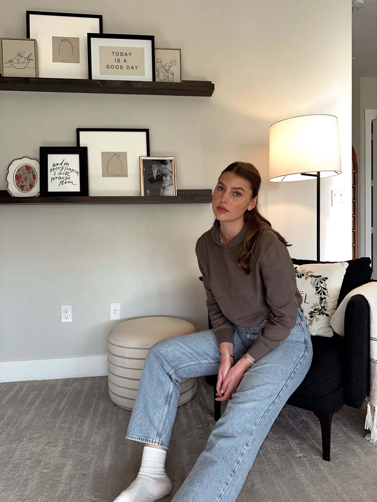 Levi’s dad jeans - 28, sweater hoodie, comfy fall outfit 

#LTKFindsUnder100 #LTKTall