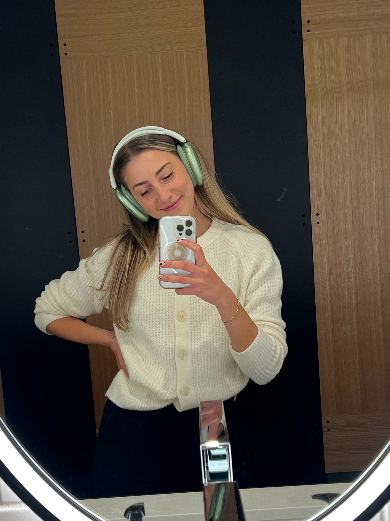 Travel fit!

#LTKActive #LTKTravel