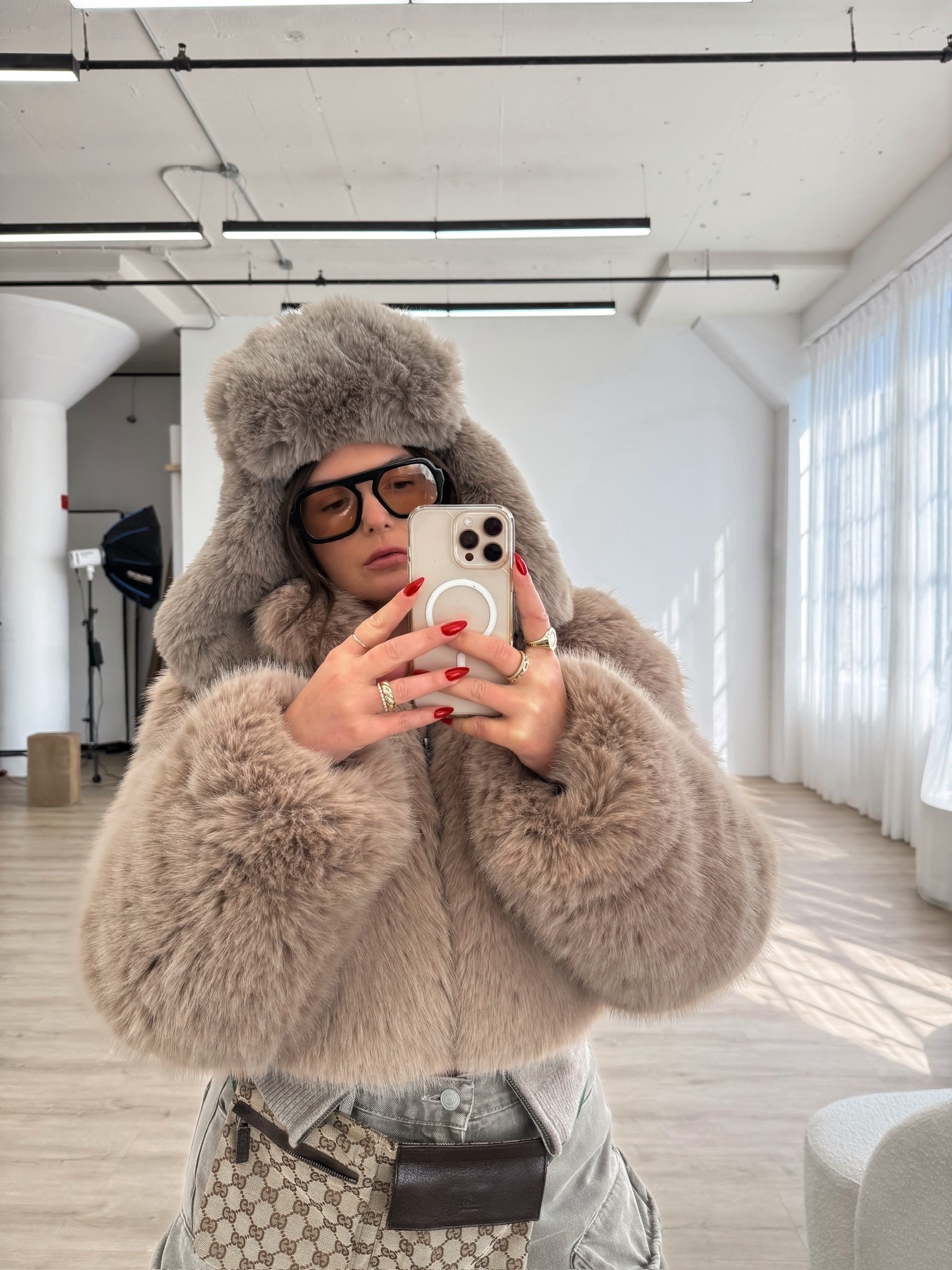 Faux fur jacket and hat

#LTKSeasonal