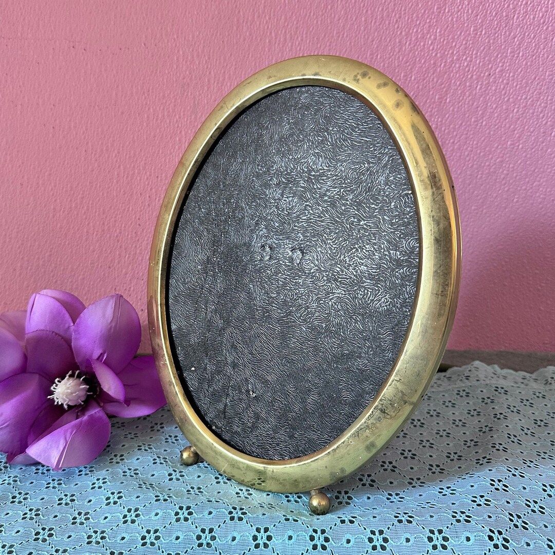 Vintage Brass Oval Picture Frame | Etsy (US)