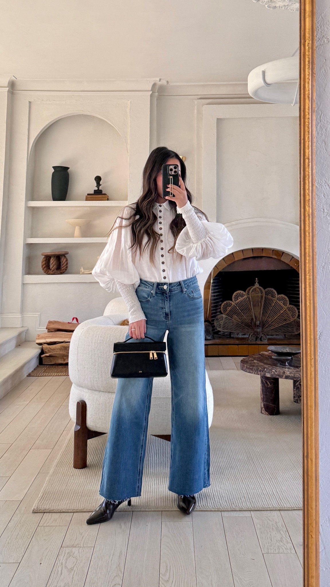 Found the designer jeans look without the price! These jeans are affordable, flattering, midsection and petite friendly! 

For size reference, I’m 5 ft 115 pounds and wearing a 26 x inseam 28. Perfect length with flats, sneakers and boots.

#LTKootd #LTKFindsUnder50 #LTKPetite