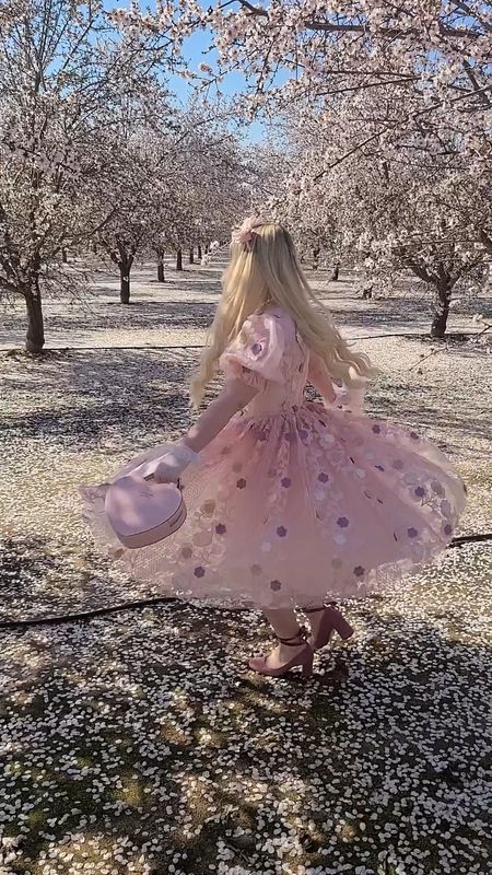 Pink floral dress for spring, spring outfit idea - use LIZZIEINLACE for 15% off (size down one size) 

#LTKstyletip #LTKSeasonal #LTKsalealert