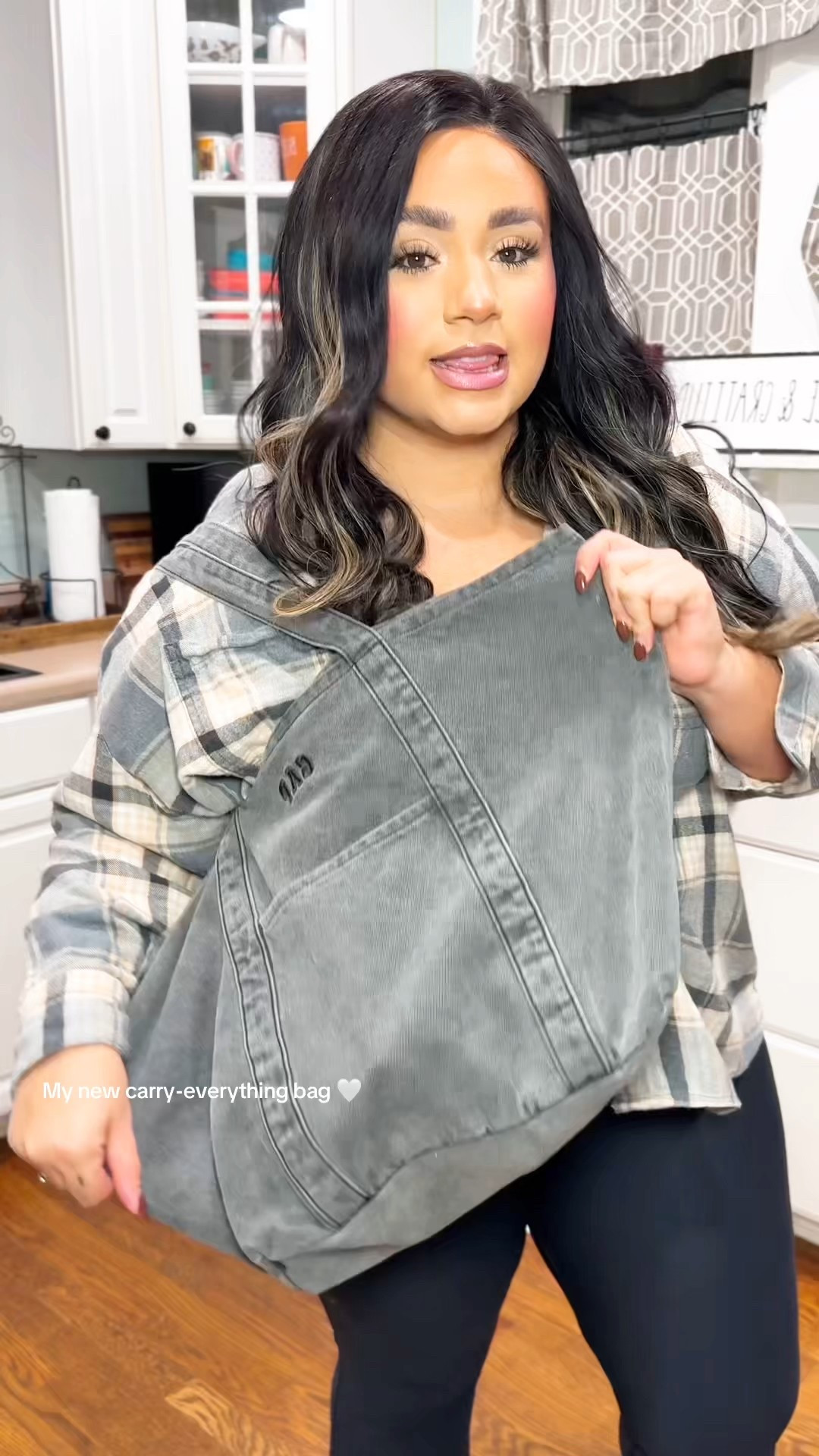 My everyday mom bag 
gap denim tote bag 

#LTKmomlife #LTKGiftGuide #LTKHoliday