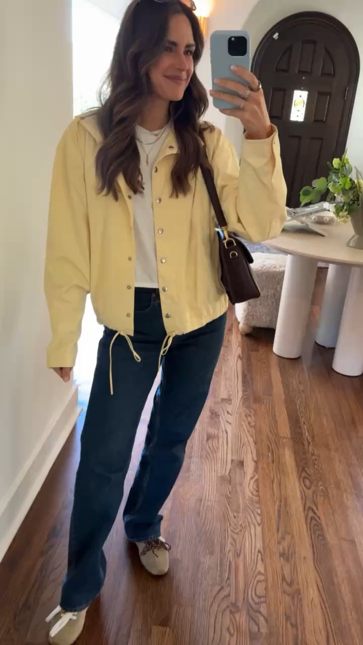 OOTD - obsessed with this lightweight jacket for spring 

Jacket & top - small
Jeans - 25

Bag is @Vivrelle use code: LAURENROSCOP to save

#LTKootd