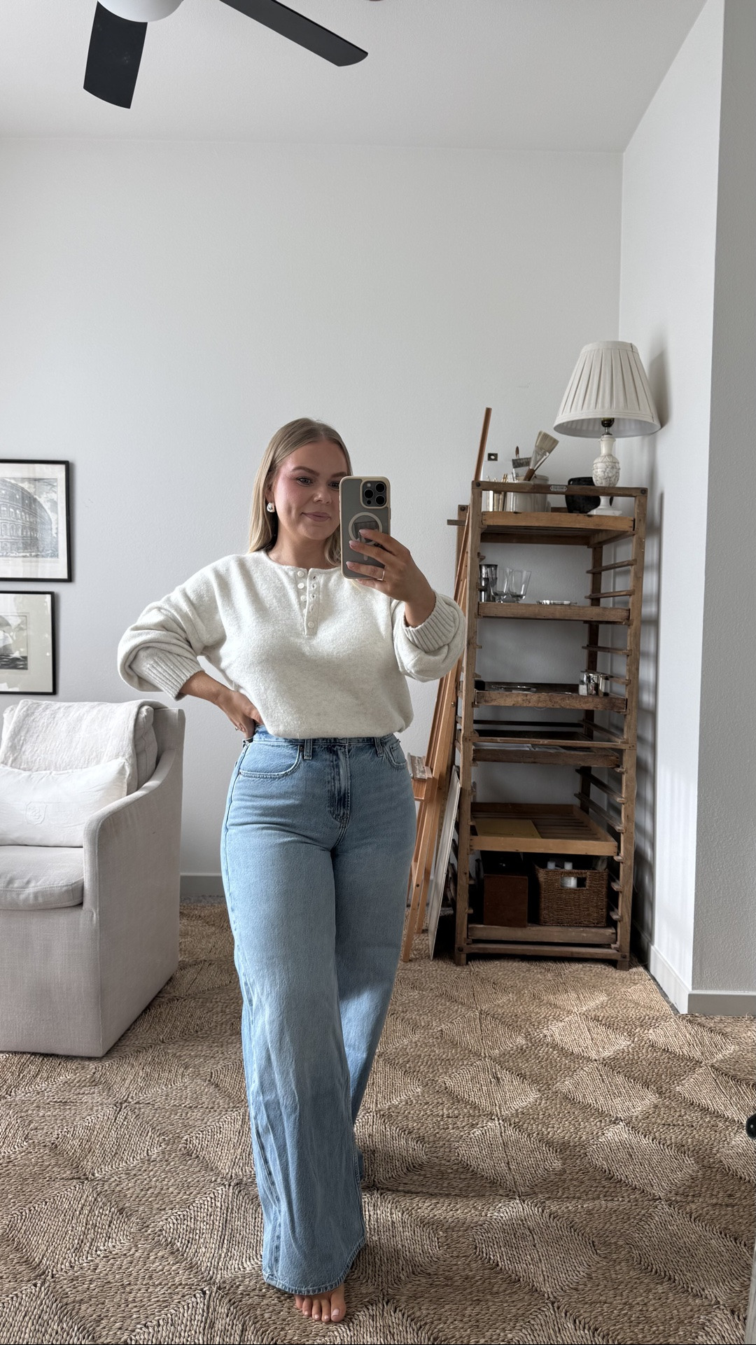 Abercrombie Denim Sale!! Use code: DENIMAF to save an additional 15% off! I’m in size 28R in the jeans and size S in the sweater @abercrombie #abercrombiepartner