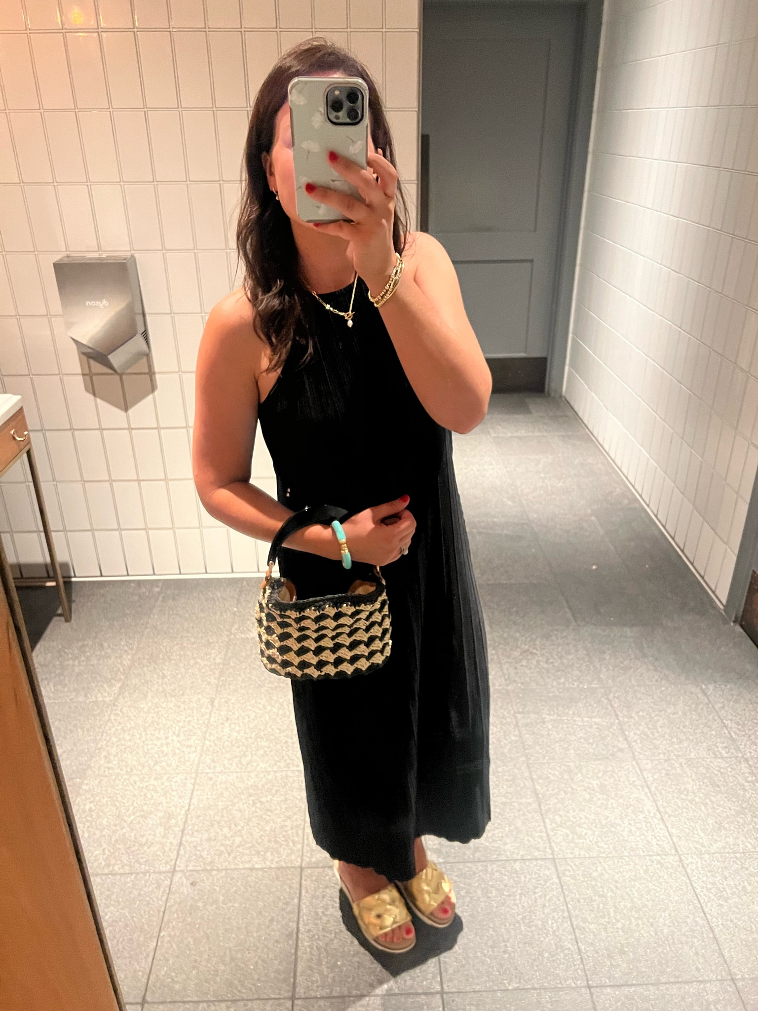 The BEST lightweight, ribbed halter dress is on sale for $16!!!!! I’m in a medium! 4 colors

MAJOR sale on Sam Edelman sandals as well! Check out my favorites below! 

#LTKxNSale #LTKStyleTip #LTKSaleAlert